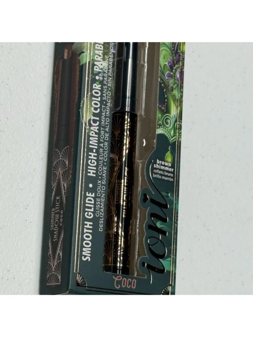 Ioni Shadow Stick Coco Brown Shimmer Smooth Glide